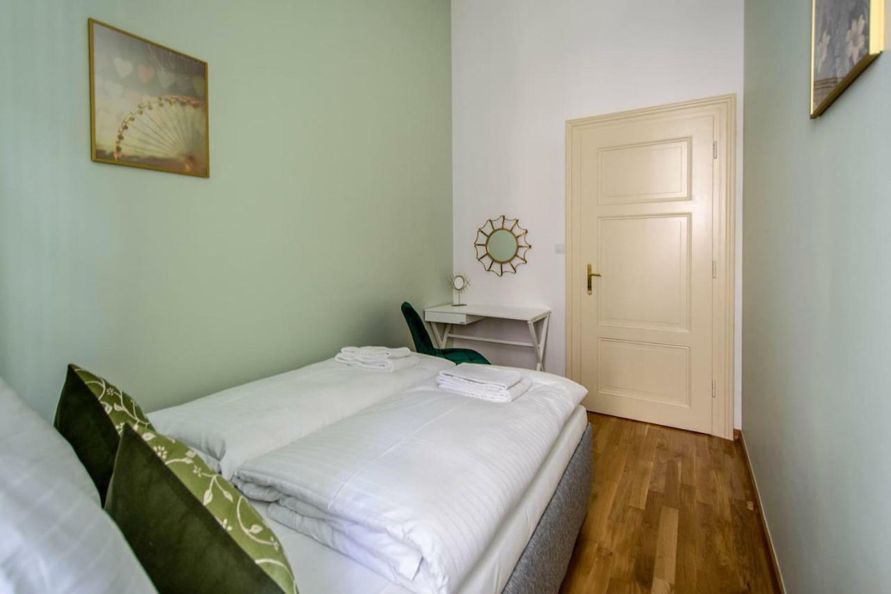 Design 3Bdr Apartment In Residence, Free Parking Prag Eksteriør billede